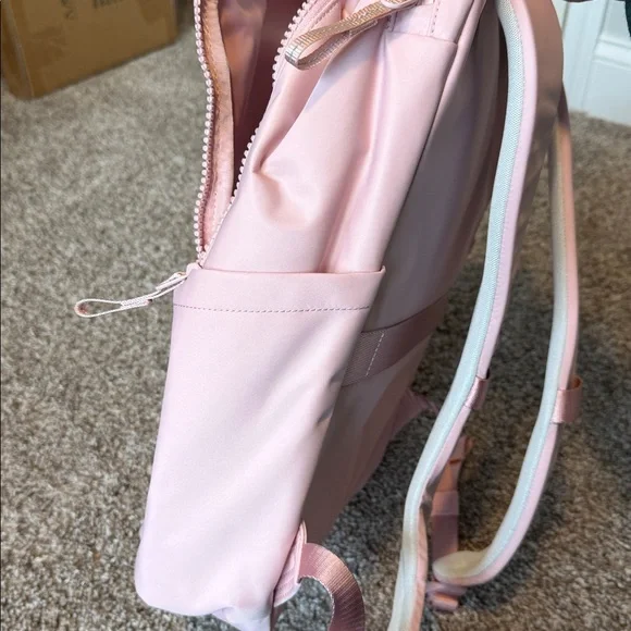 Lululemon Backpack - Picture 6 of 10